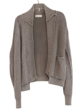 Stylish Women's Ribbed Cardigan in Mocha